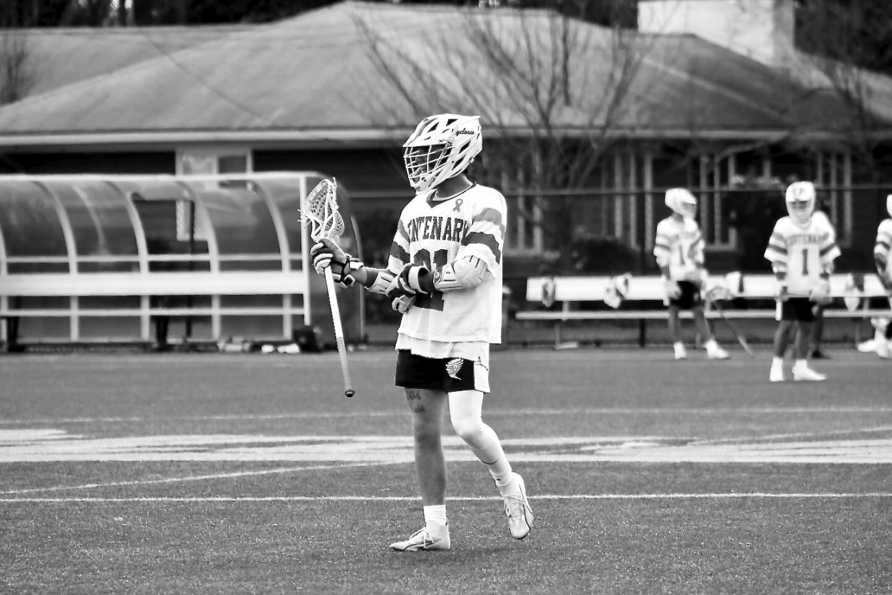 #21 with the ball, black and white